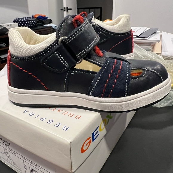 GEOX Biglia Nappa Leather & Suede Sneaker | Navy & White & Red | 6.5 | Preowned - Picture 10 of 10